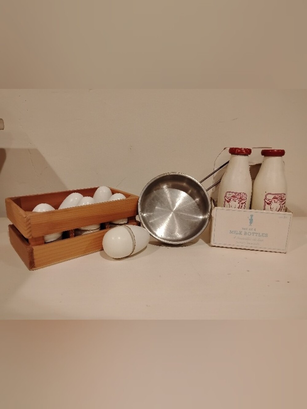 Pottery Barn Kids Vtg Wooden Milk Bottle Egg Crate Set Waldorf Play Kitchen Toys